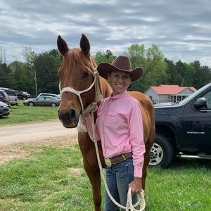 Meet your Posher, Charlotte